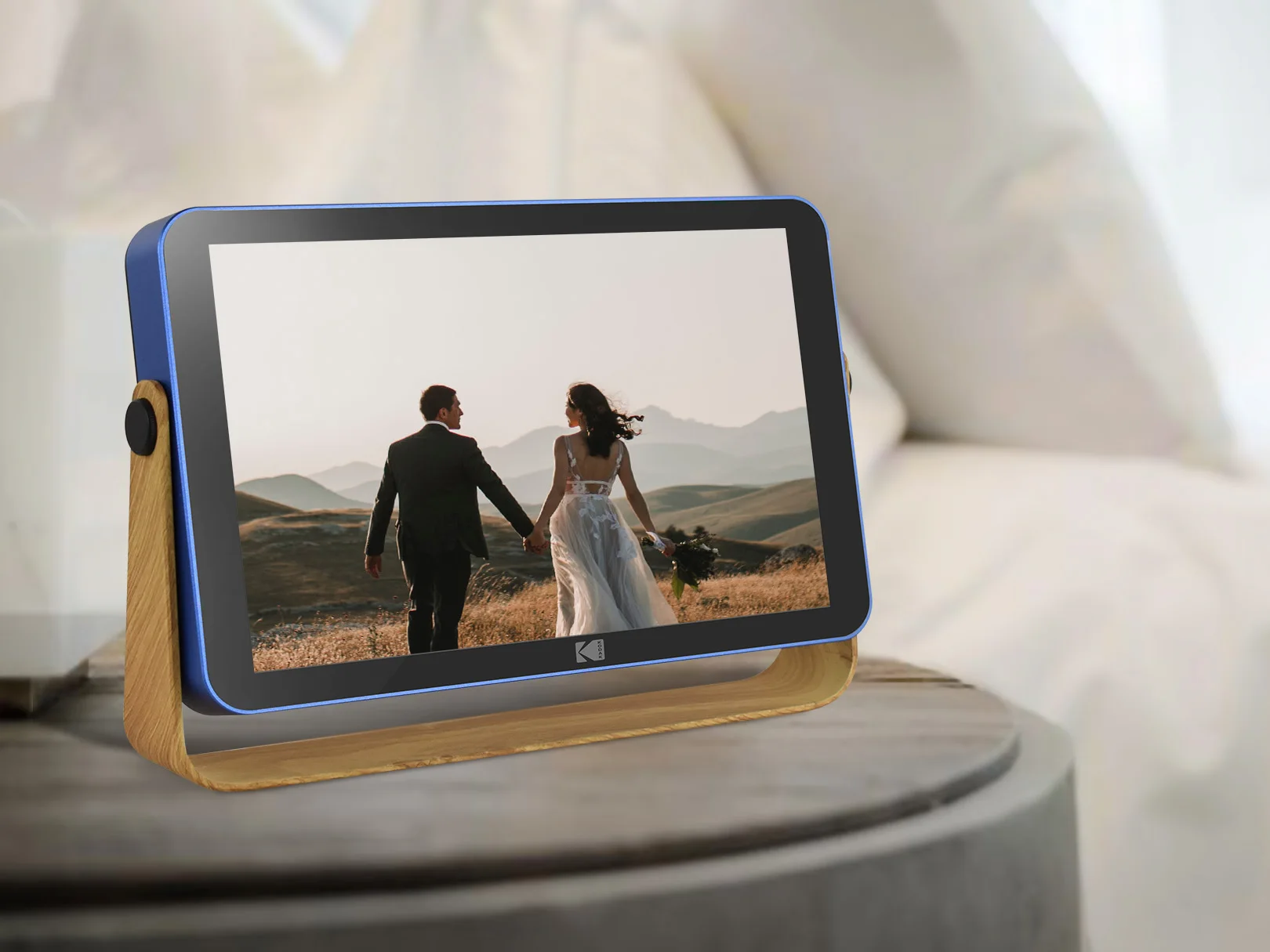Kodak WiFi Digital Picture Frame - Image 1